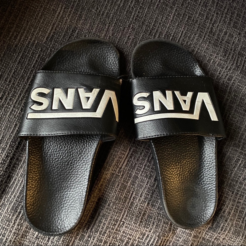 VANS SANDALS BLACK